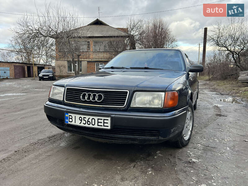 Audi 100 (1992)