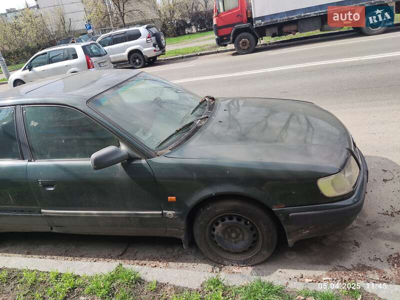 Audi 100 (1992)