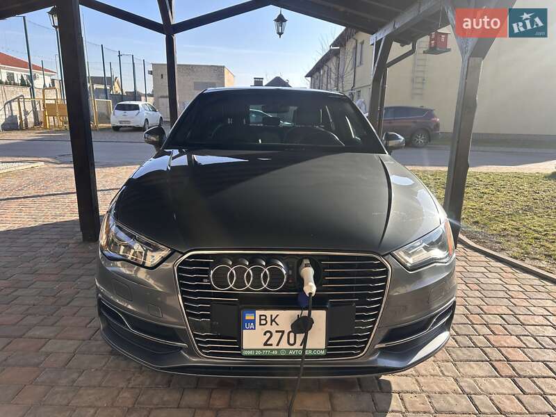 Audi A3 e-tron (2016)