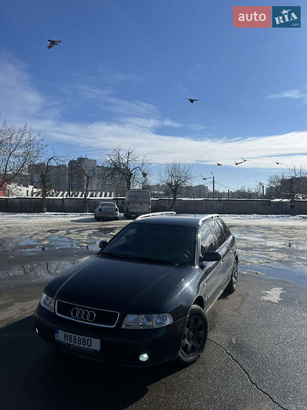 Audi A4 (2000)