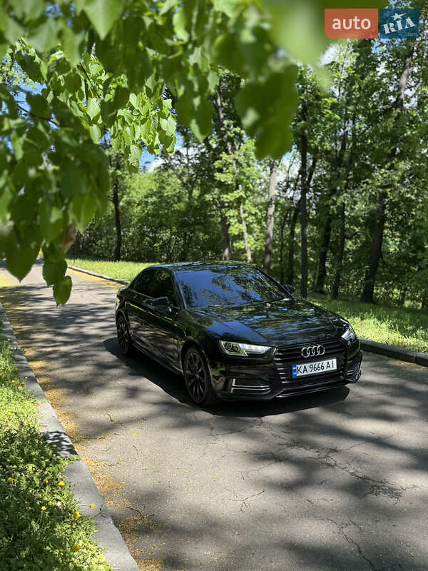 Audi A4 (2017)