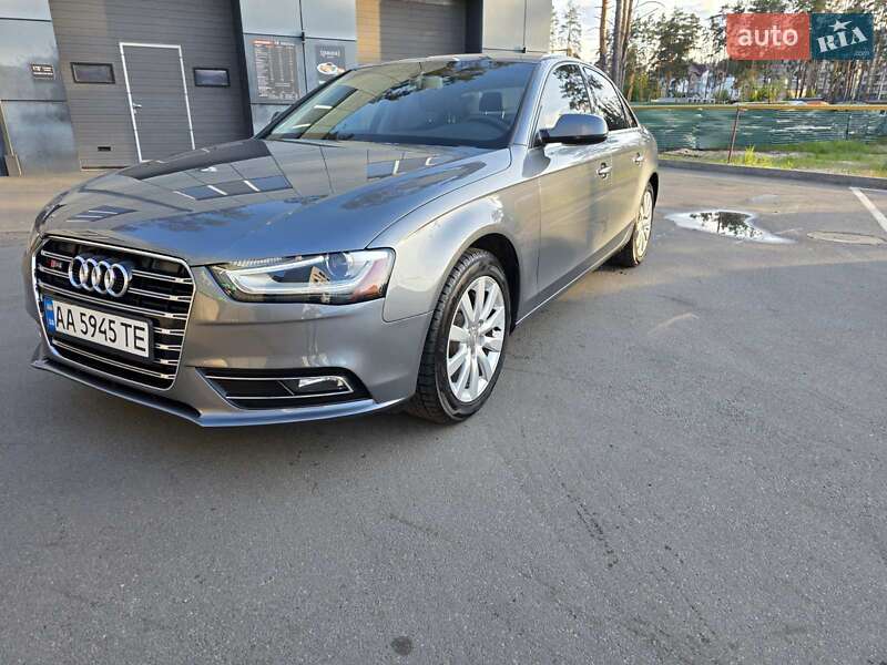 Audi A4 (2012)