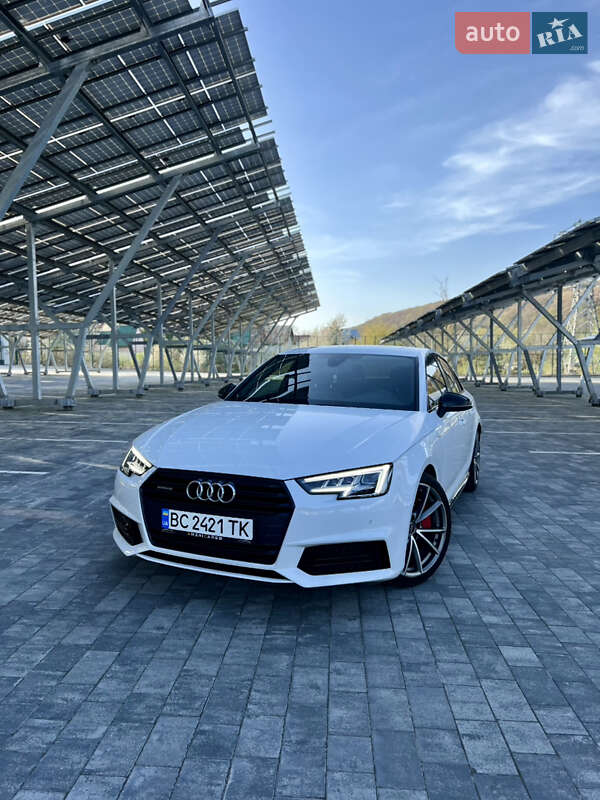 Audi A4 (2017)