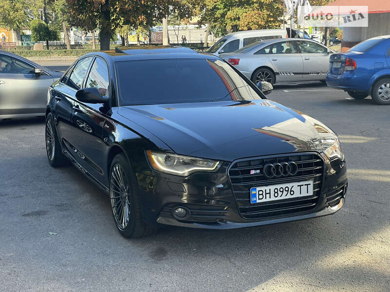 Audi A6 quattro (2012)