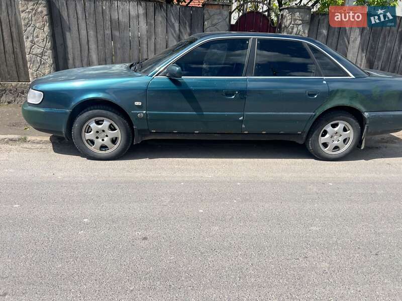 Audi A6 (1996)