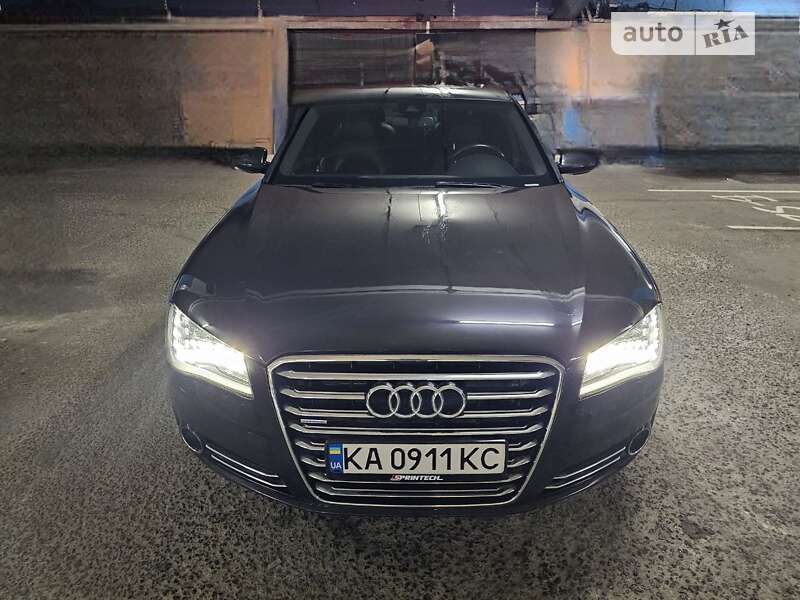 Audi A8 (2012)