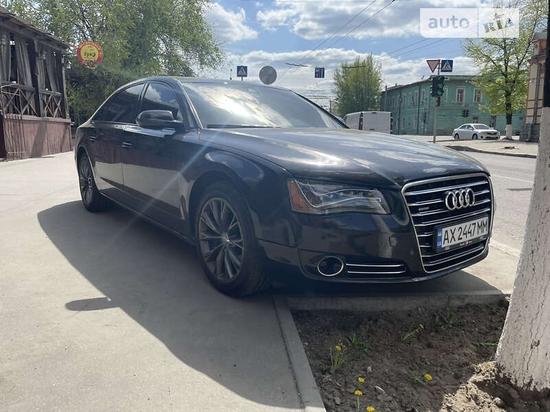 Audi A8 (2012)
