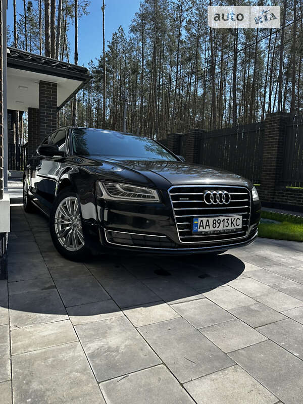 Audi A8 (2017)