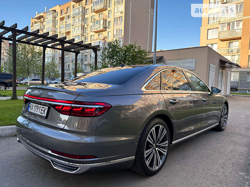Audi A8 (2017)