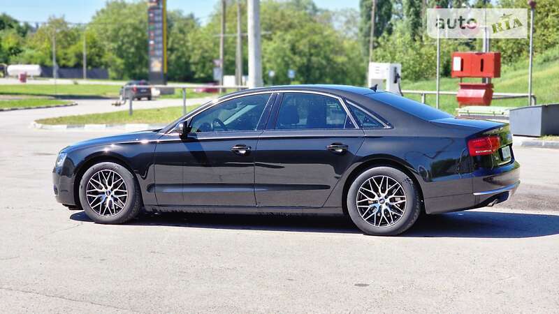 Audi A8 (2010)