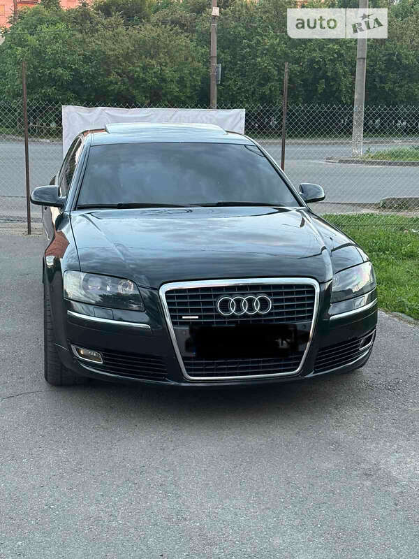 Audi A8 (2006)
