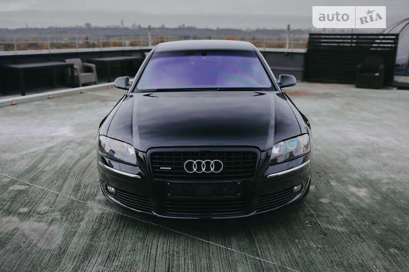 Audi A8 (2005)