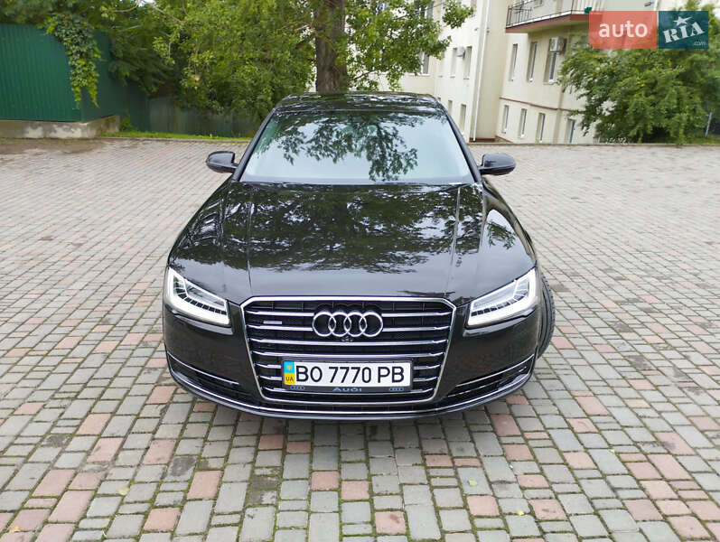Audi A8 (2017)