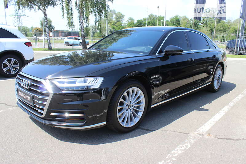 Audi A8 (2020)