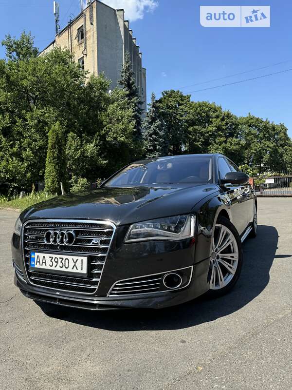 Audi A8 (2012)