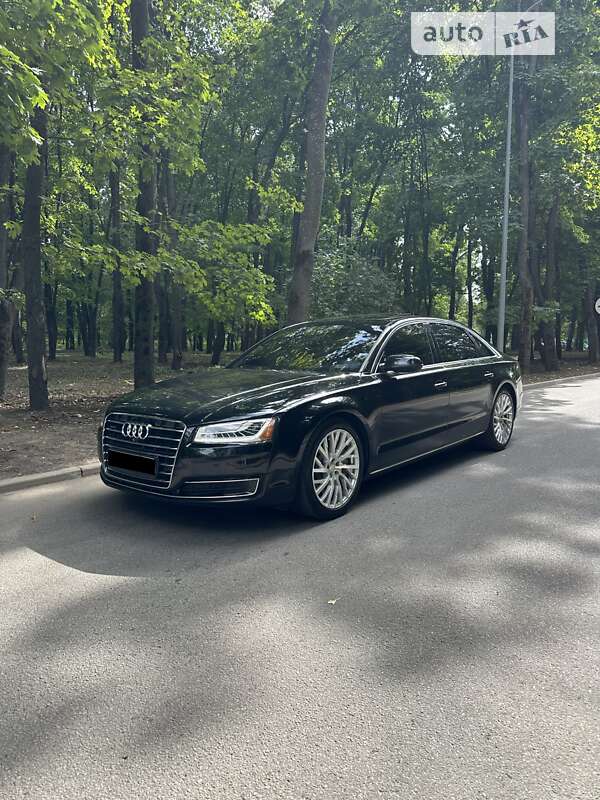 Audi A8 (2015)