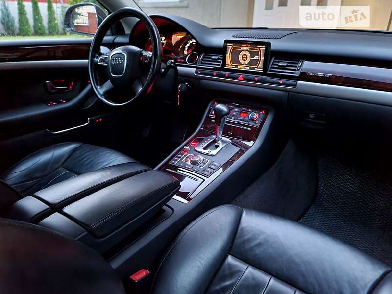 Audi A8 (2007)