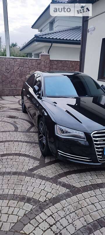 Audi A8 (2012)