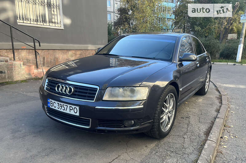 Audi A8 (2003)