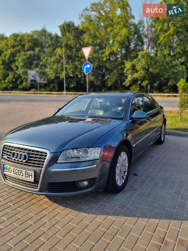 Audi A8 (2007)