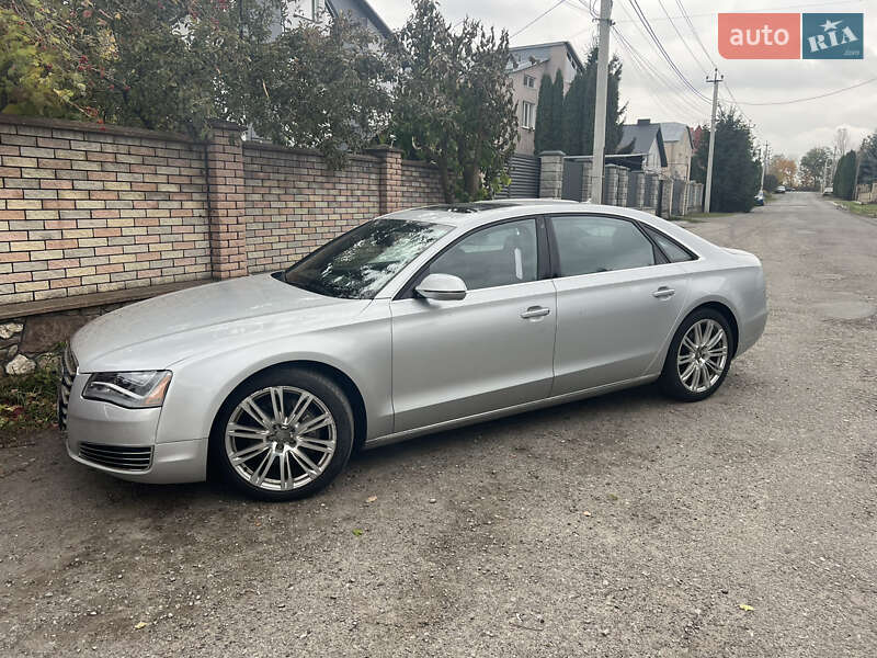 Audi A8 (2012)