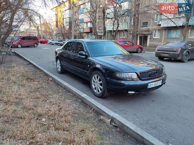 Audi A8 (1995)