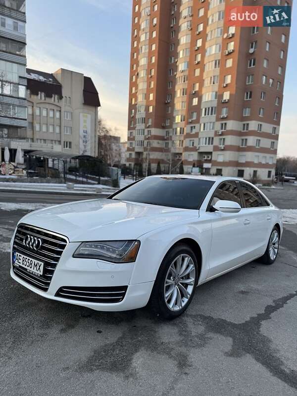 Audi A8 (2012)