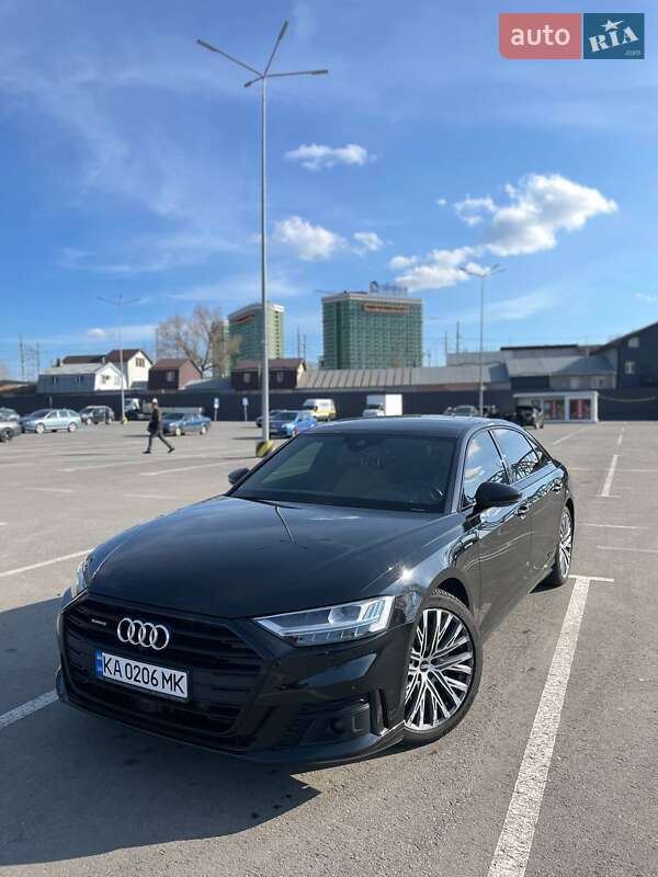 Audi A8 (2021)