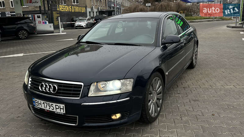 Audi A8 (2004)