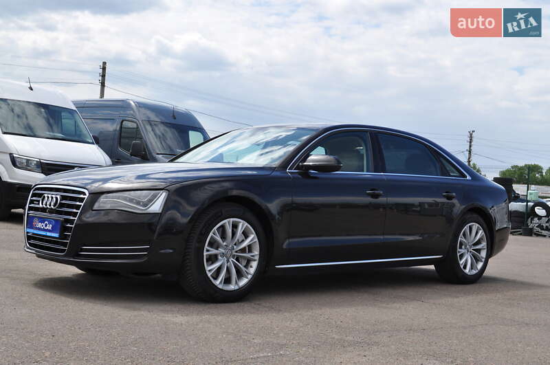 Audi A8 (2012)