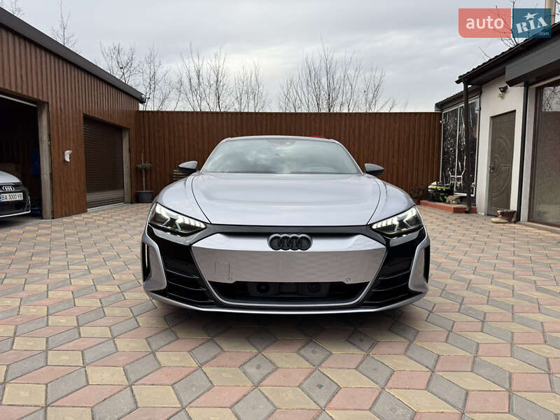 Audi E-tron gt (2023)