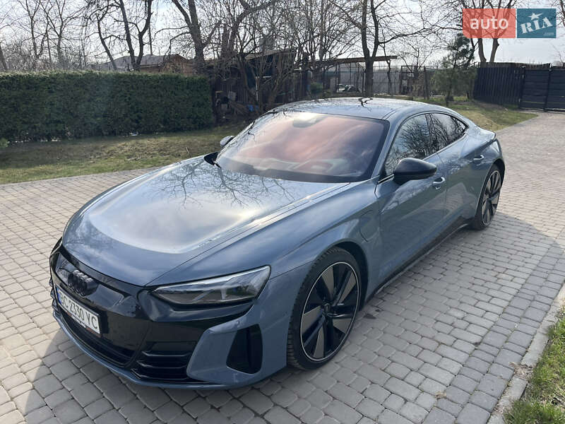 Audi E-tron gt (2021)