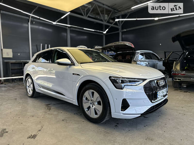 Audi E-tron (2021)