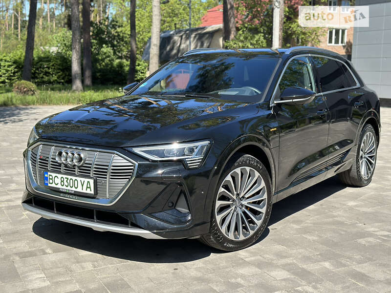 Audi E-tron (2020)