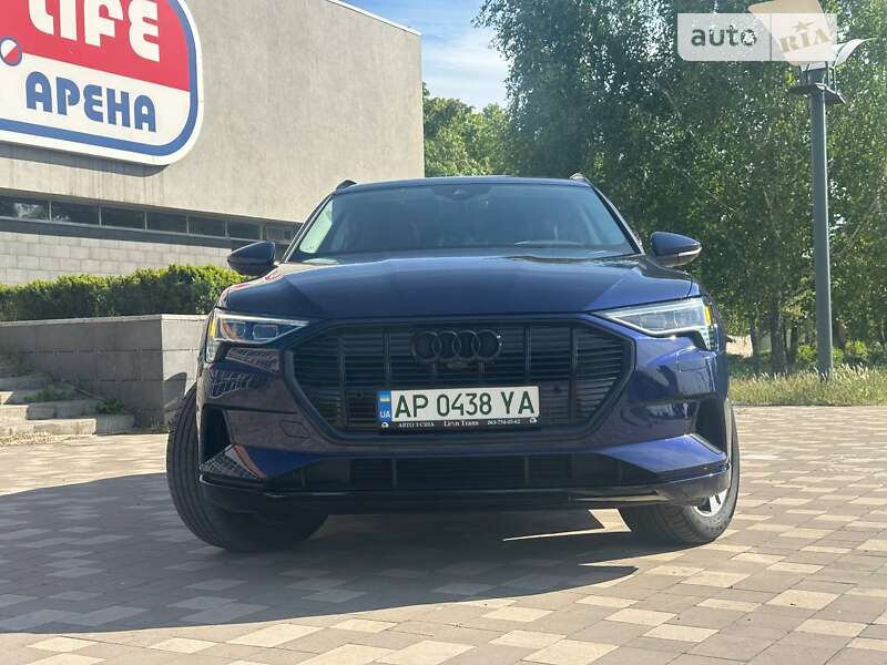 Audi E-tron (2021)