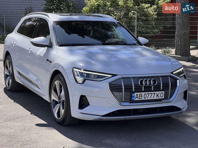 Audi E-tron (2019)
