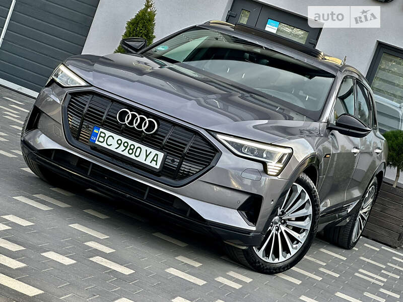 Audi E-tron (2020)