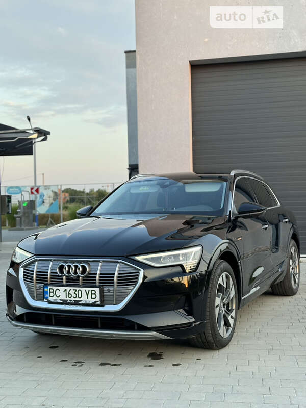 Audi E-tron (2020)