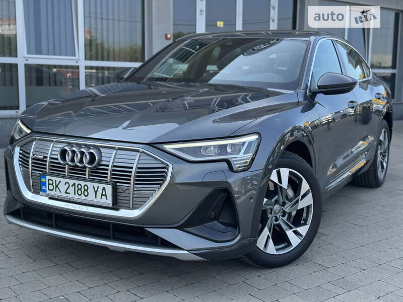 Audi E-tron (2020)