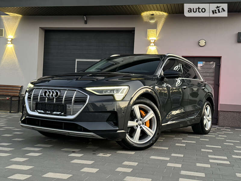 Audi E-tron (2020)