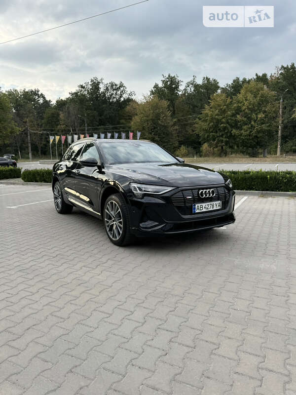 Audi E-tron (2019)