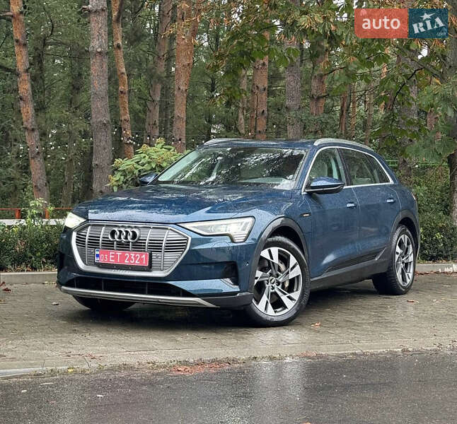 Audi E-tron (2021)