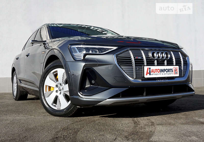 Audi E-tron (2020)