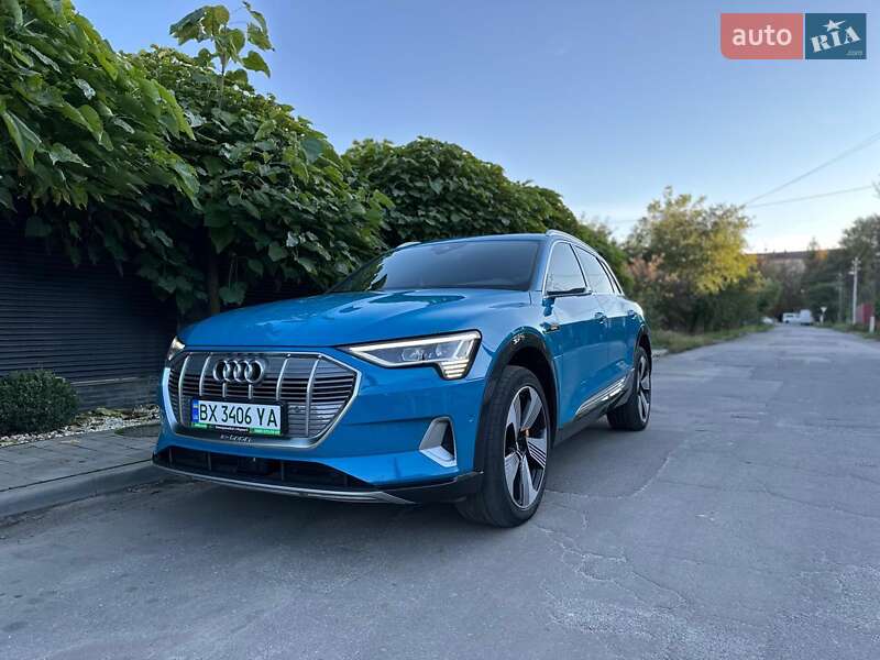 Audi E-tron (2019)