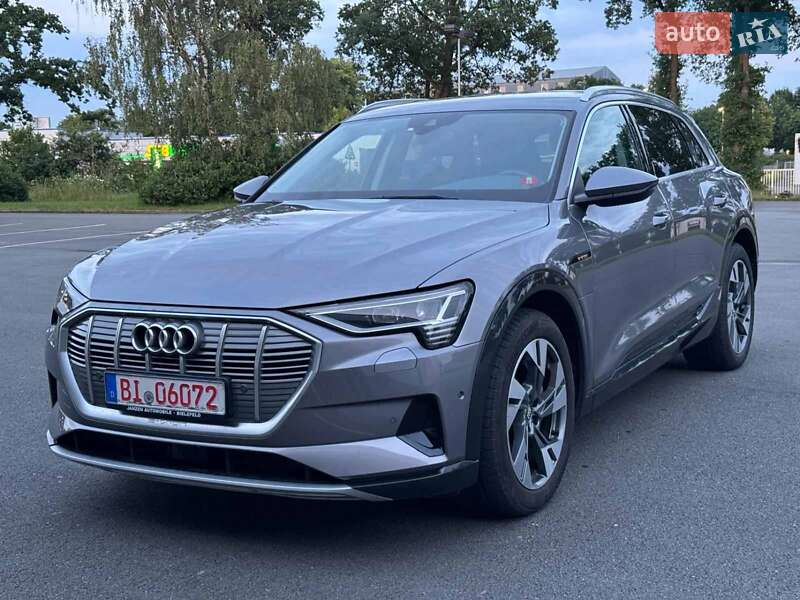 Audi E-tron (2018)