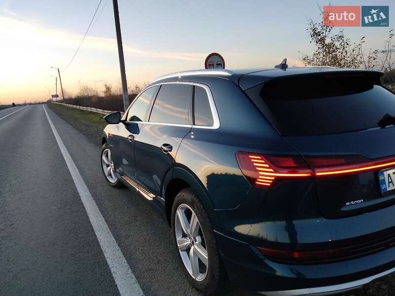 Audi E-tron (2019)