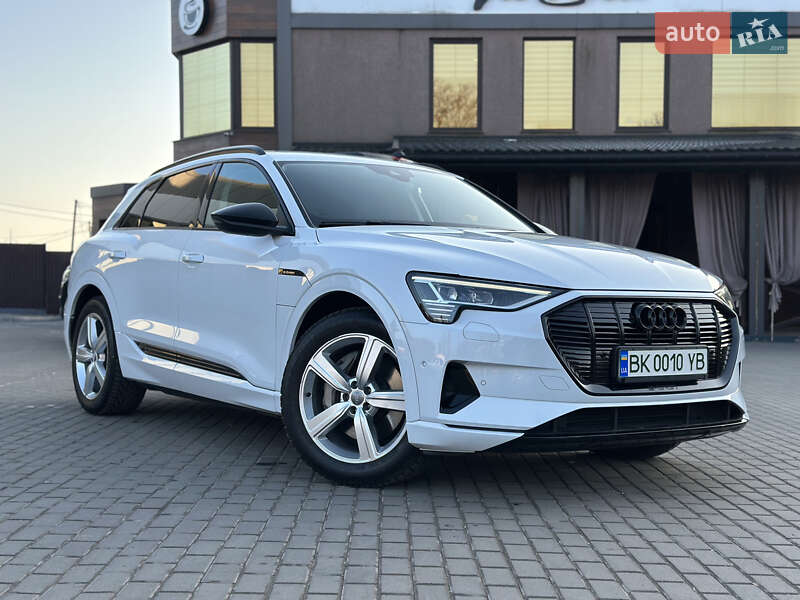 Audi E-tron (2020)