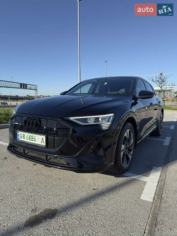 Audi E-tron (2021)