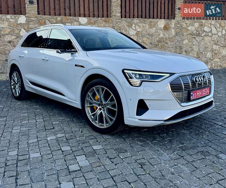 Audi E-tron (2020)