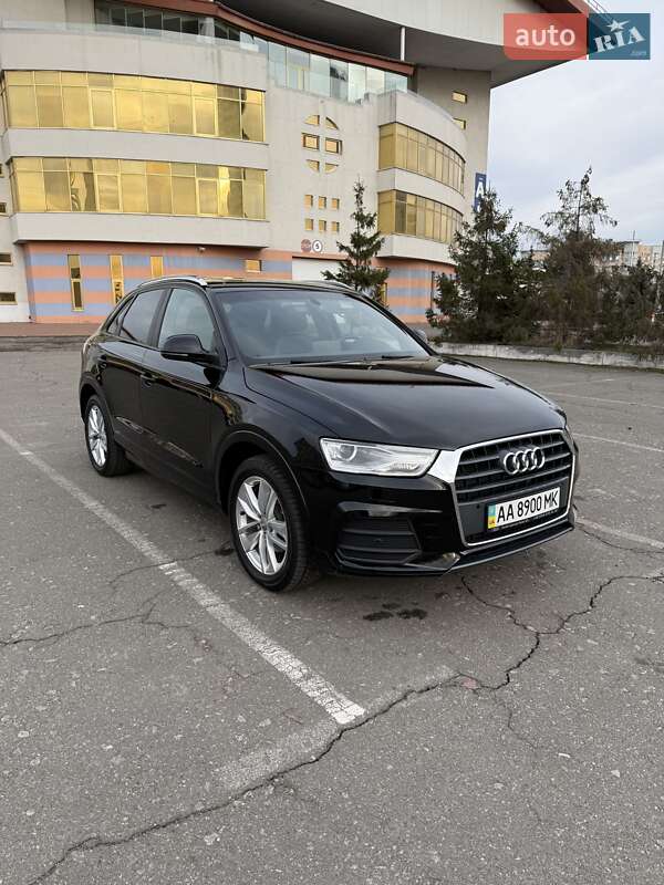 Audi Q3 (2017)